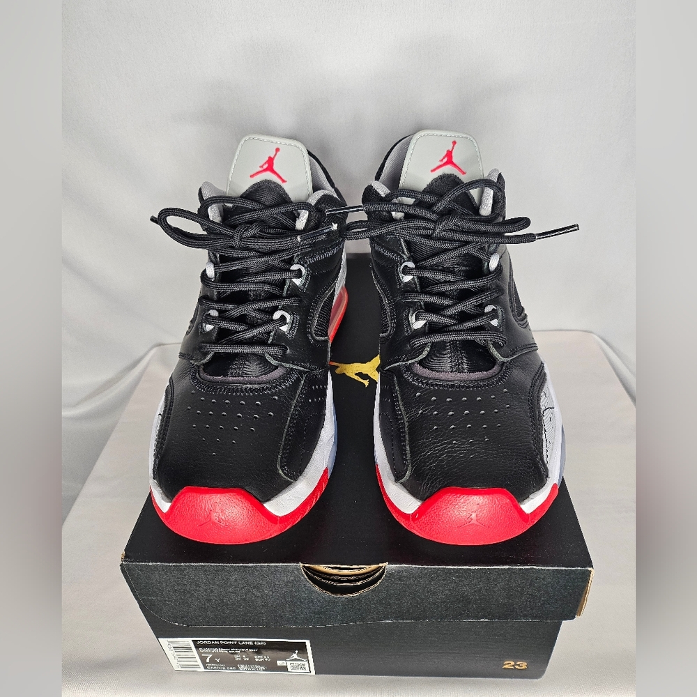 Jordan Point Lane Black Cement